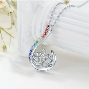 Chakra Healing Necklace NWT